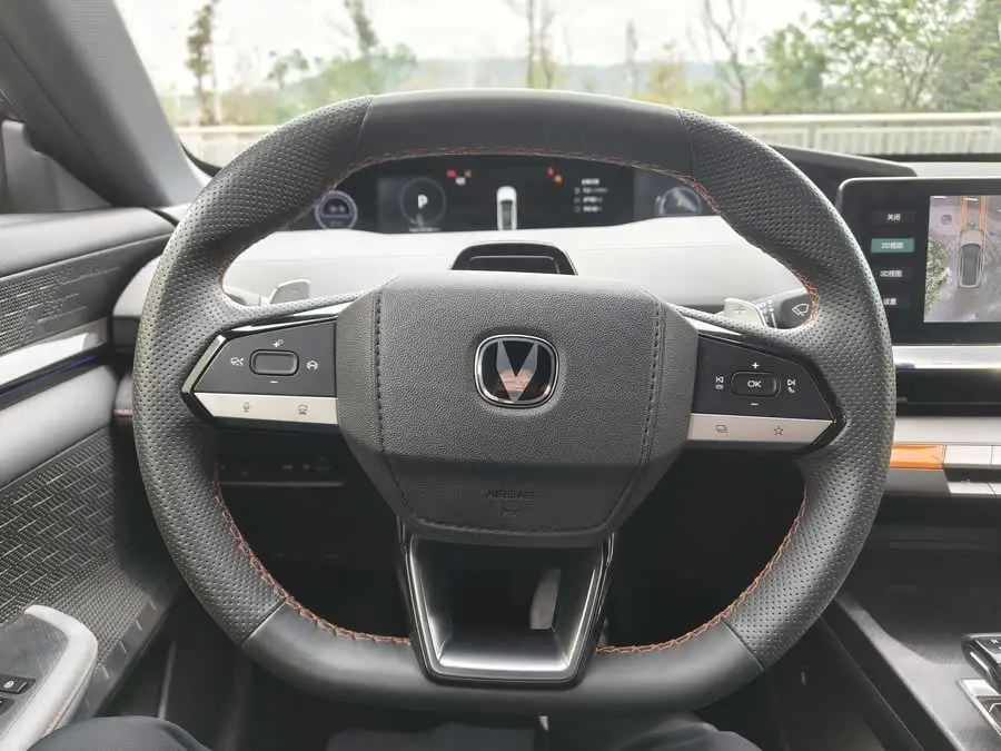 Changan UNI-V 2022 1.5T Excellence
