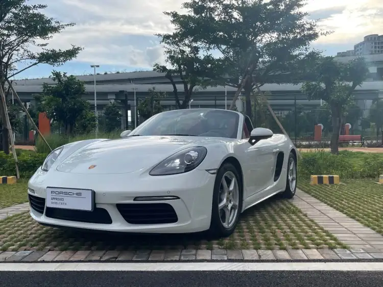 Porsche 718 2020 Model Boxster 2.0T