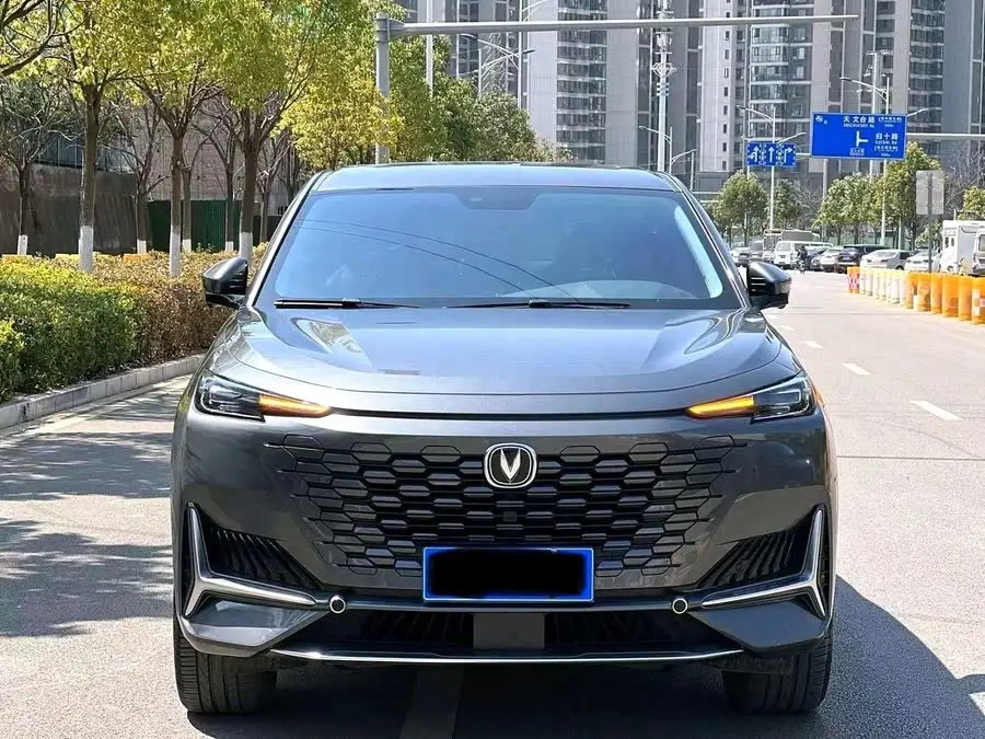 شانجان UNI-K 2021 2.0T الفاخرة