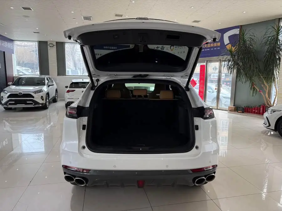 شانجان UNI-K 2021 2.0T الفاخرة