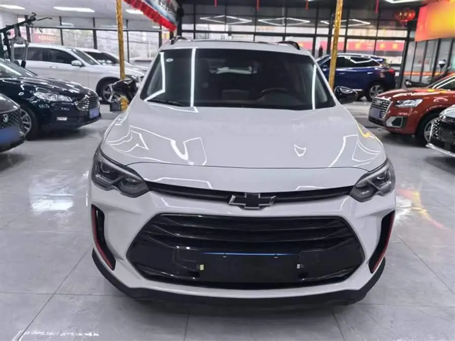 2020 Wuling Hongguang Plus Light Hybrid Redline 530T Automatic Enjoy Edition (5+2)