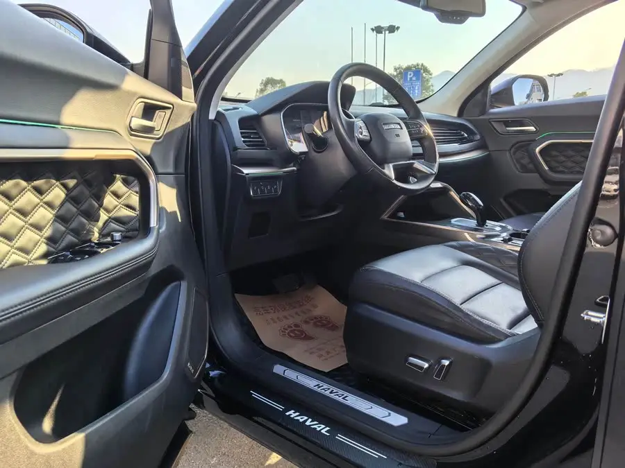 هافال H6 2020 الطراز 2.0 GDIT أوتوماتيكي بلاتينيوم بطل