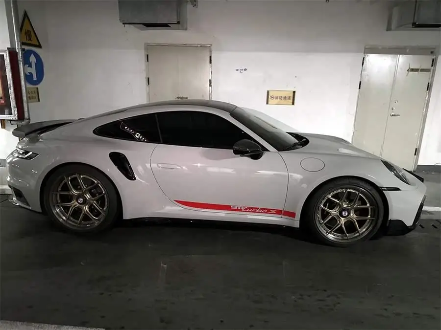 Porsche 911 2022 Turbo S 3.7T