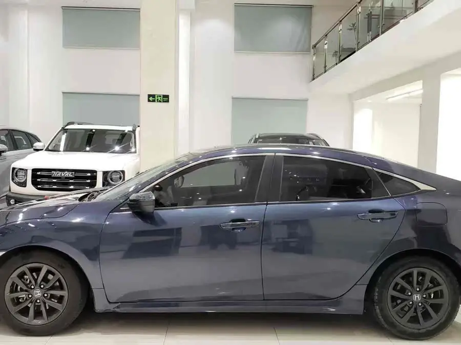 Civic 2019 220TURBO CVT Sport Version National V