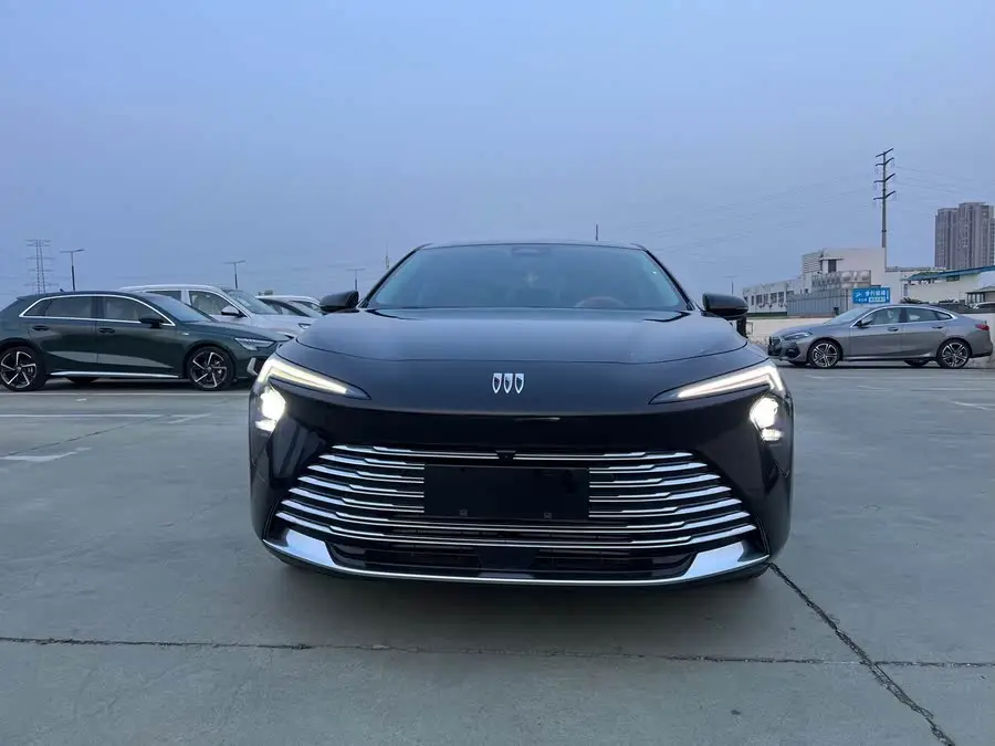 Buick LaCrosse 2025 28T Platinum