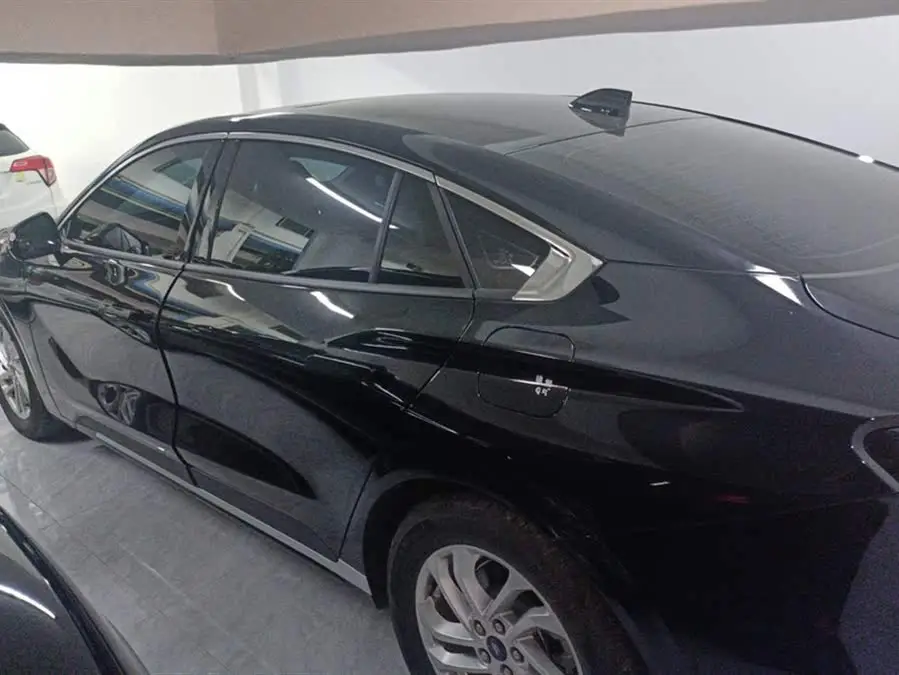 2023 Mondeo EcoBoost 180 Stylish Edition