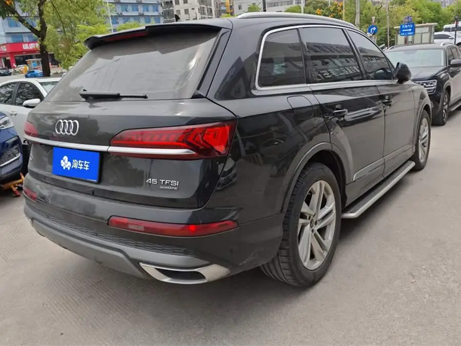Audi Q7 2022 45 TFSI quattro S line Sport