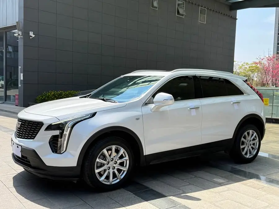 Cadillac XT4 2021 28T Two-Wheel Drive Technical Model