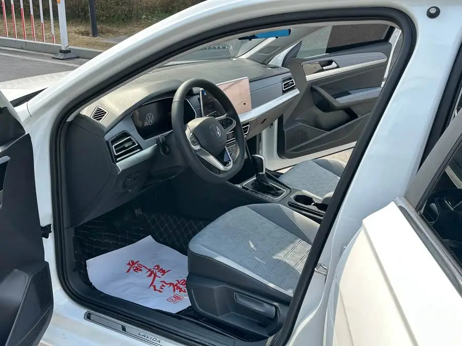 Lavida 2023 280TSI DSG Full Version