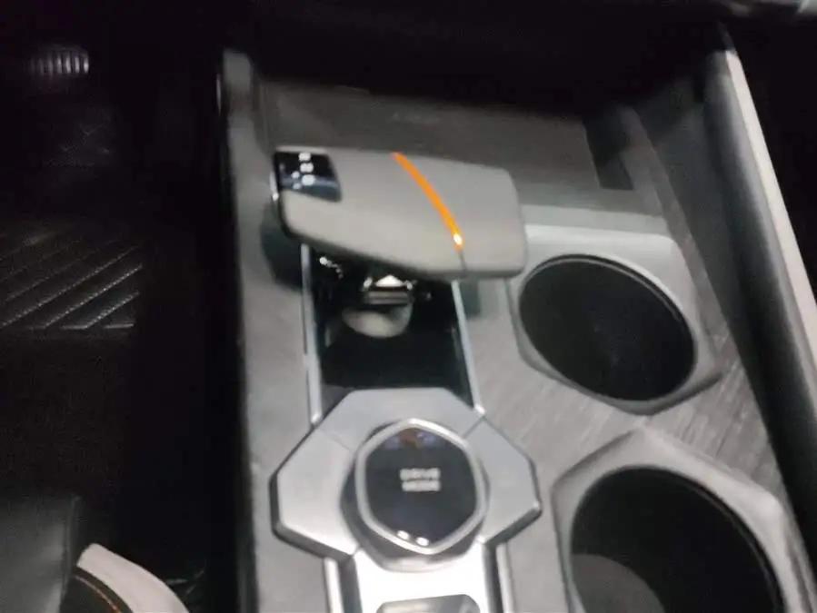 Changan UNI-V 2023 1.5T Premium