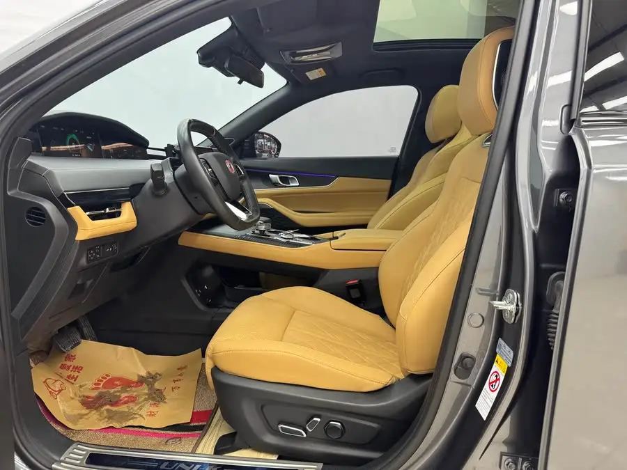 شانجان UNI-K 2021 2.0T الفاخرة