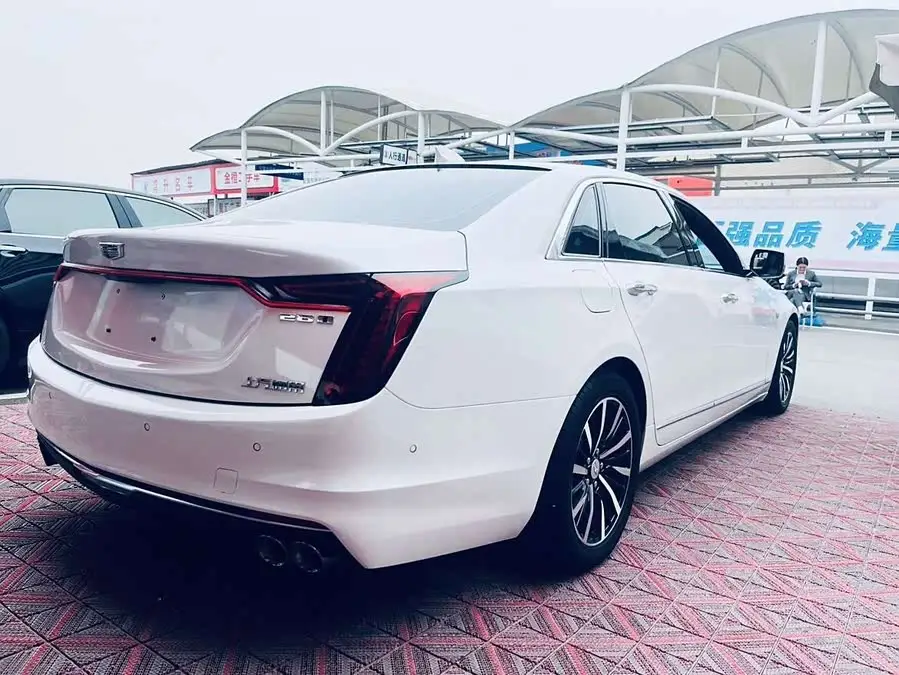 Cadillac CT6 2021 28T Leading Super Cruise Model