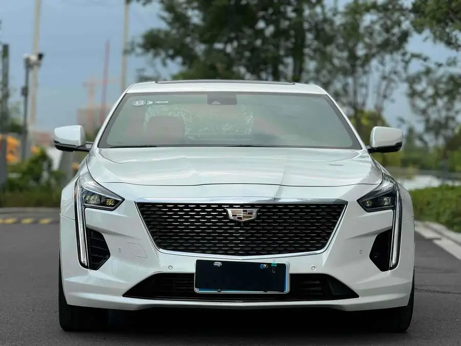 كاديلاك CT6 2021 28T الطراز الرائد مع نظام القيادة السوبر