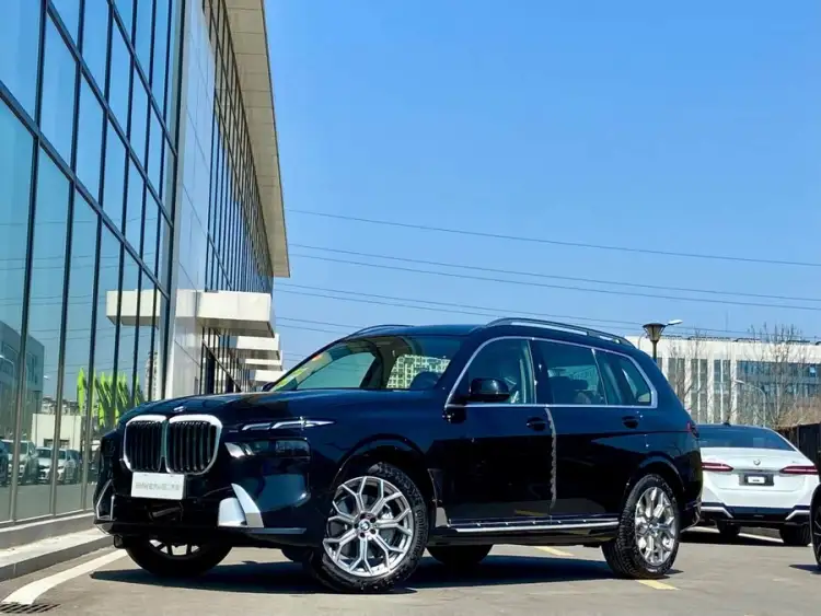 BMW X7 2024 xDrive40i Luxury Package
