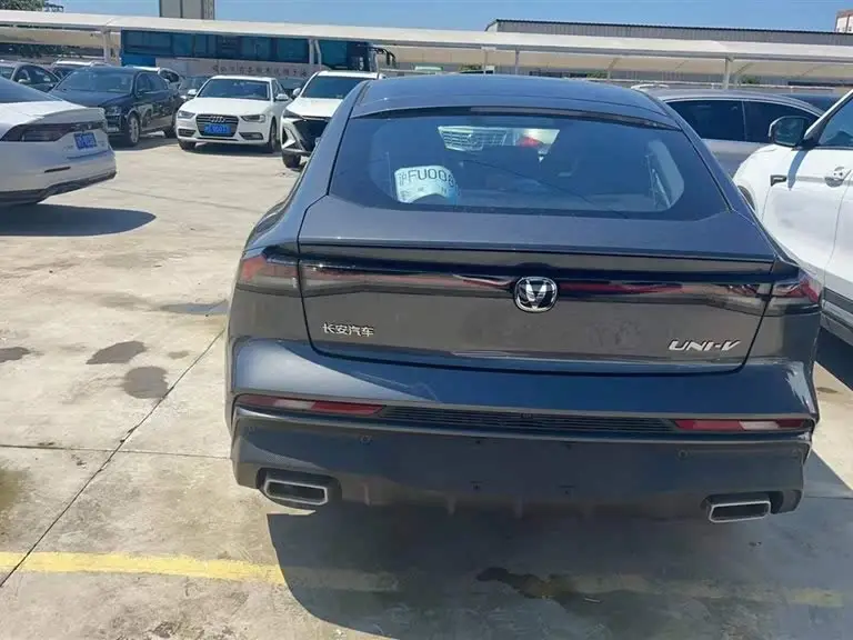 Changan UNI-V 2024 1.5T Exclusive
