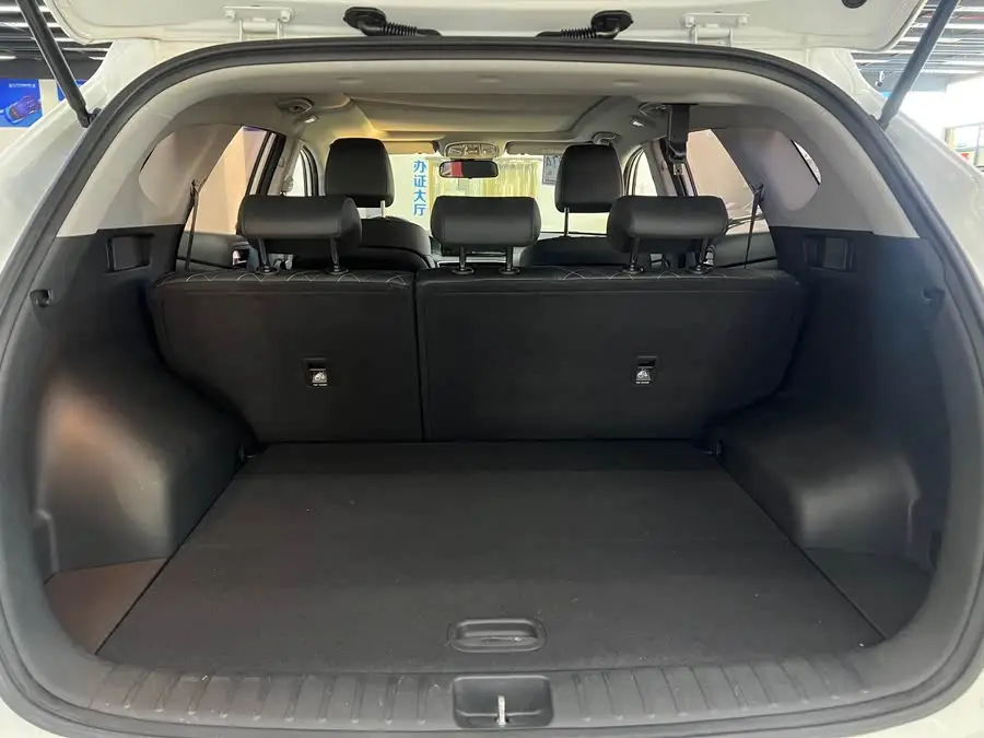 توسان 2020 280TGDi النسخة العصرية ثنائية الدفع GLS المعتمدة من الحكومة