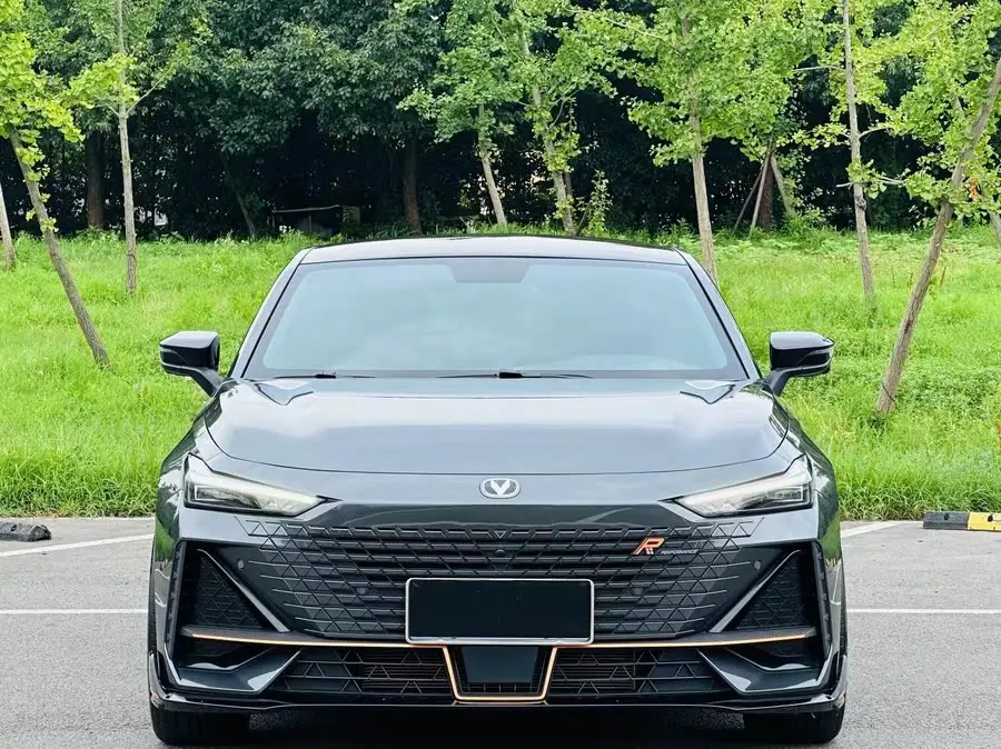 Changan UNI-V 2022 1.5T Sport Edition