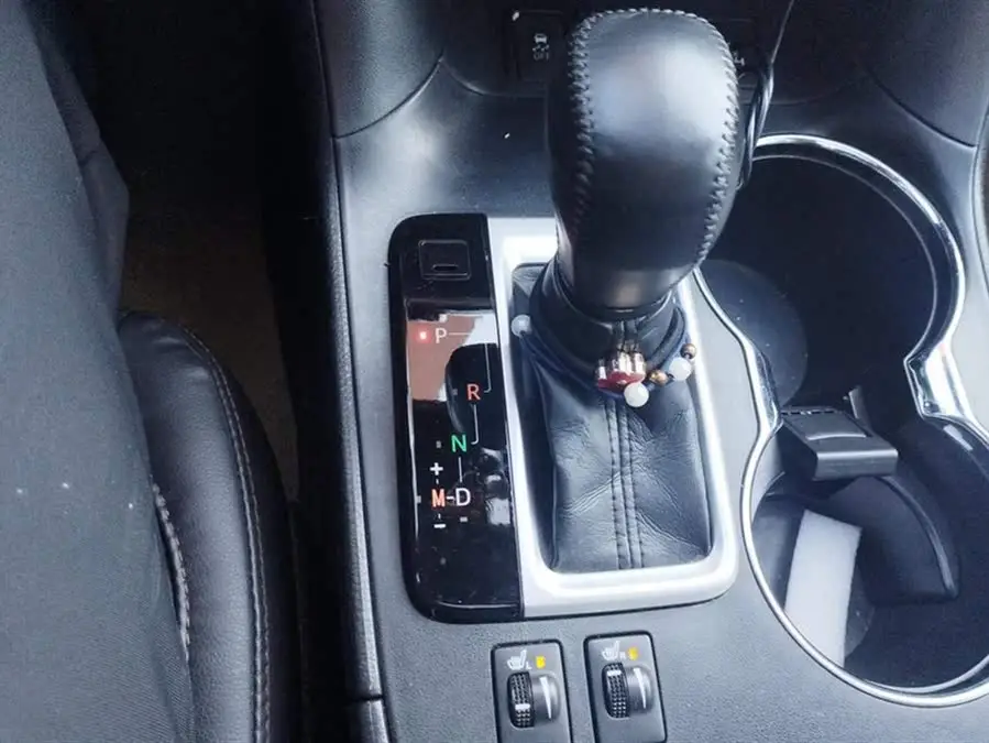 هايلاندر 2018 2.0T دفع رباعي نسخة فاخرة 7 مقاعد معايير وطنية VI