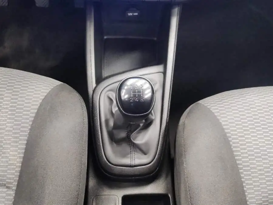 2020 هيونداي رينا 1.4 لتر يدوي GL تحديث