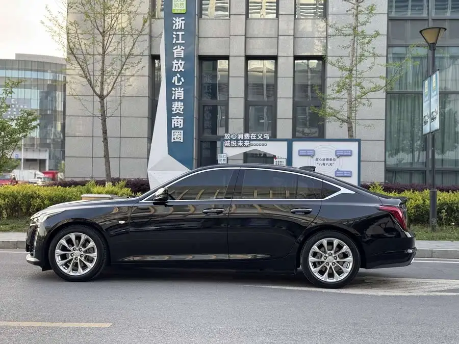 Cadillac CT5 2023 28T Luxury (Standard)