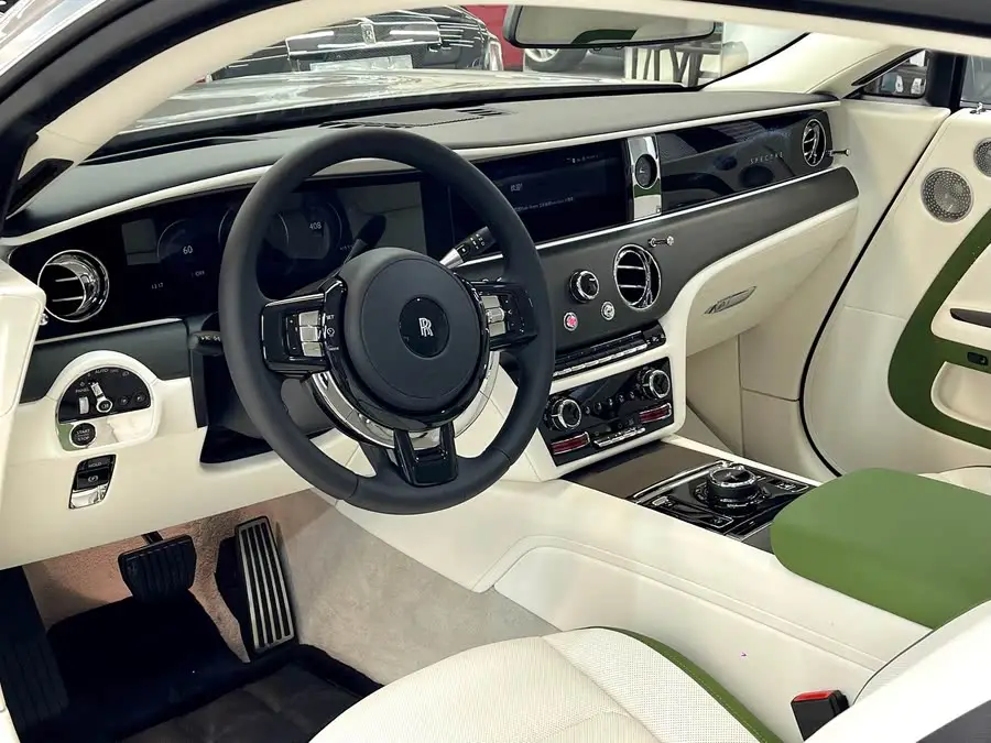 شادو 2024 طراز قياسي