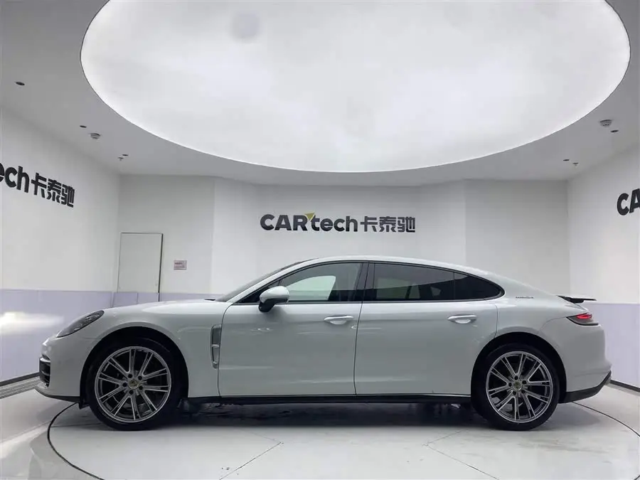 2021 Porsche Panamera Executive 2.9T