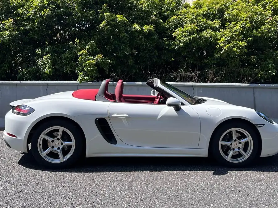 Porsche 718 2022 Boxster 2.0T