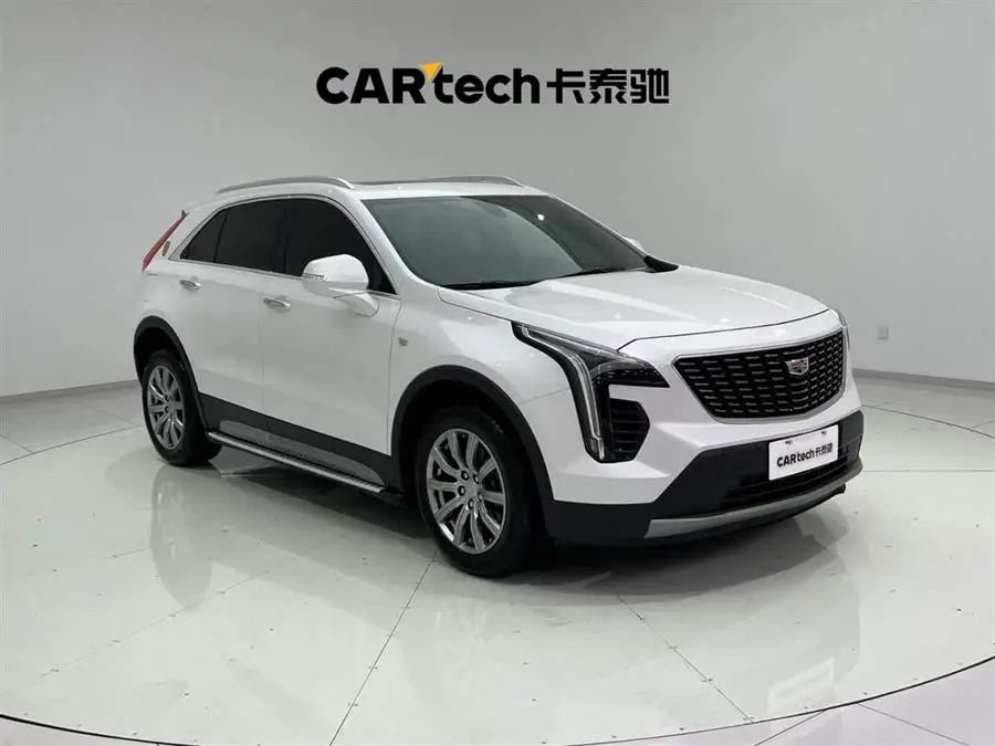 كاديلاك XT4 2021 28T دفع أمامي متميز