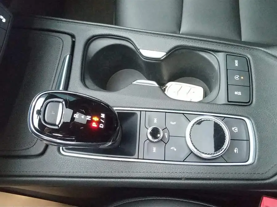 Cadillac XT4 2021 28T Luxury FWD