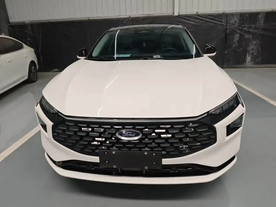 فورد مونديو 2022 إيكو بوست 245 الفاخرة