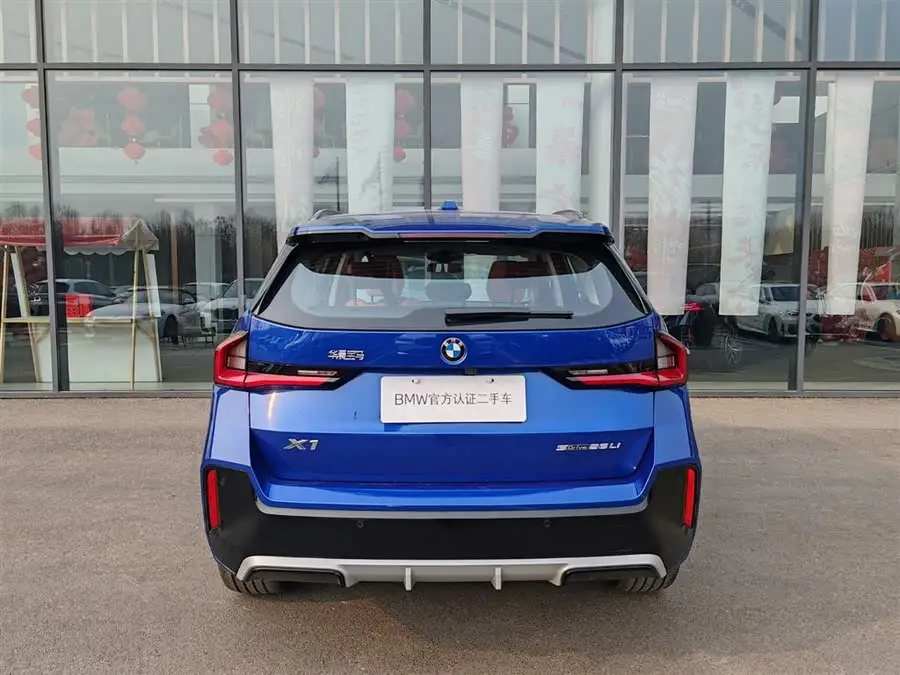 بي إم دبليو X1 2023 sDrive25Li حزمة الرياضة M