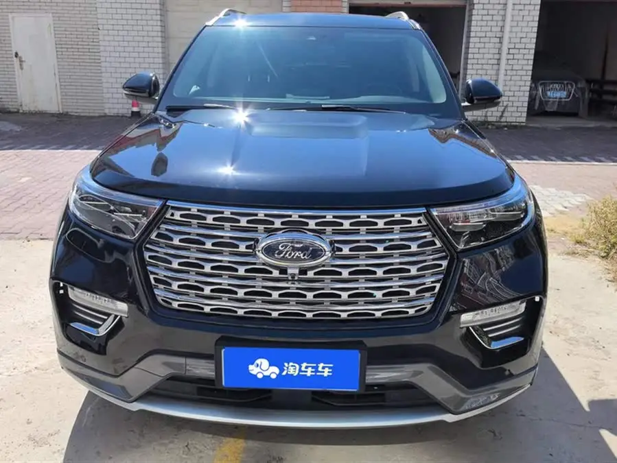 مستكشف 2020 إيكو بوست 285 4WD إصدار تيتانيوم 6 مقاعد