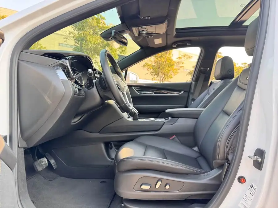 Cadillac XT5 2022 2.0T Luxury FWD