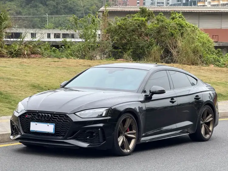 Audi RS 5 2023 Model RS 5 2.9T Sportback Dark Gold Edition