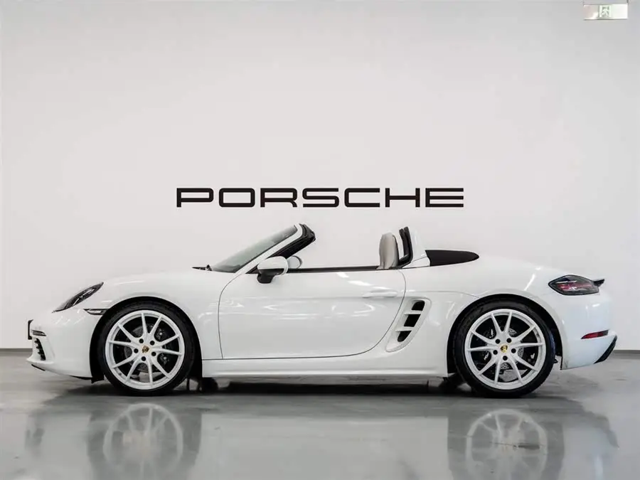 Porsche 718 2022 Boxster 2.0T