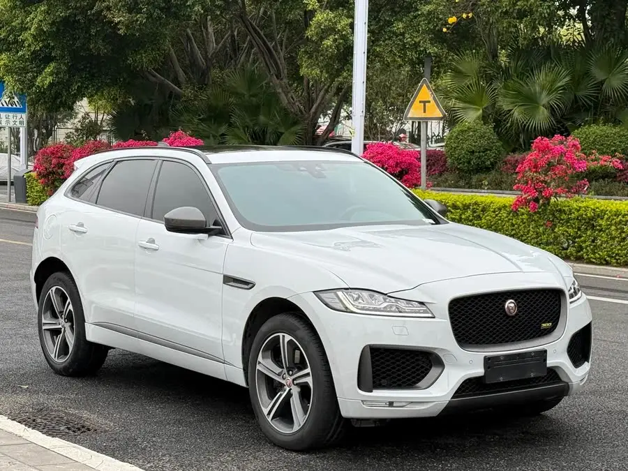جاجوار F-PACE 2020 300-Sport