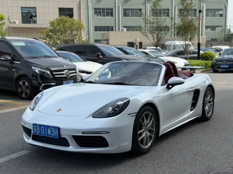 Porsche 718 2020 Model Boxster 2.0T