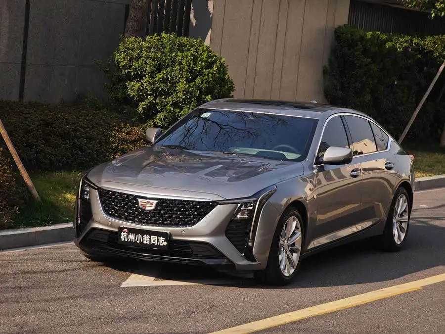 كاديلاك CT5 2024 28T برو الفاخرة