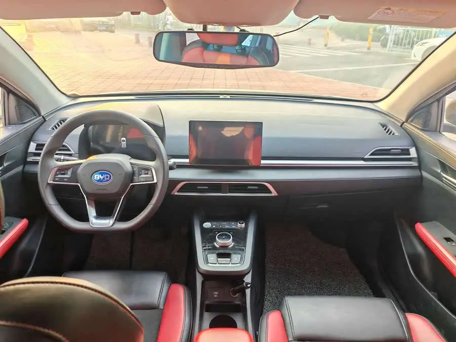 بي واي دي e2 2019 نسخة المدى العالي يوي الفاخرة