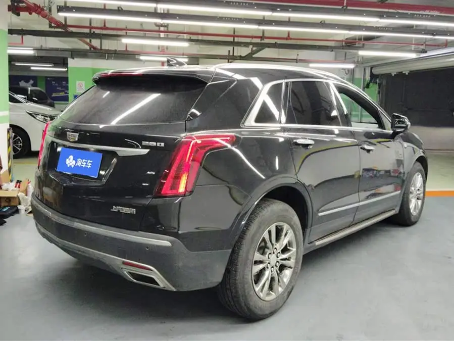 كاديلاك XT5 2021 28T الفاخرة