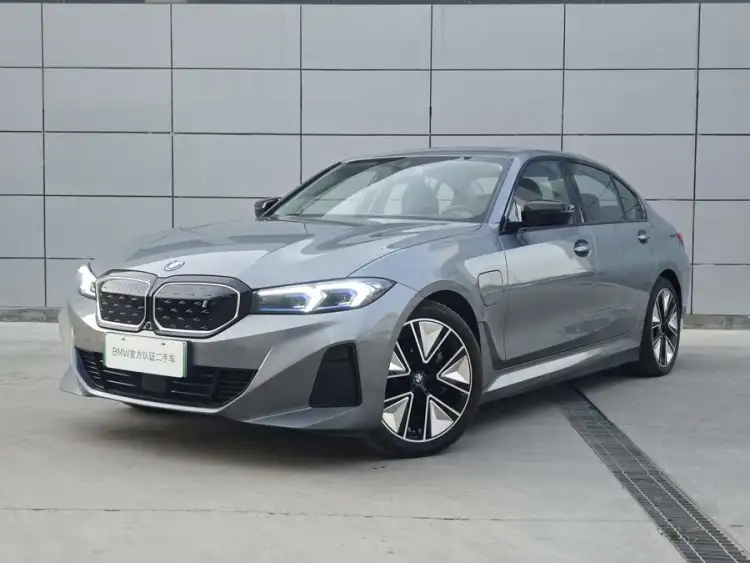 BMW i3 2024 eDrive 40 L Night Sport Package