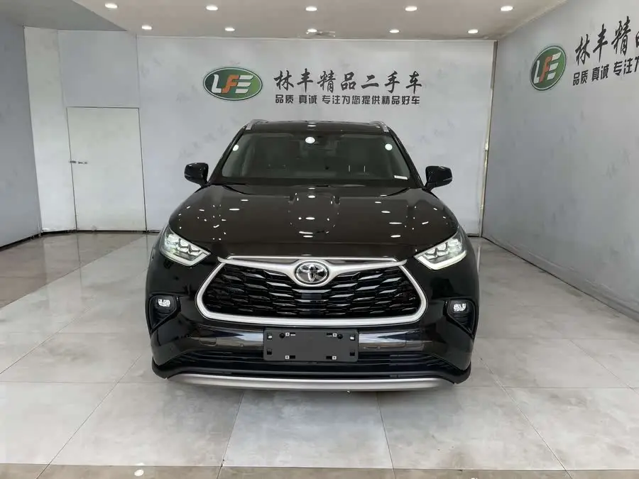 Highlander 2022 Model 380T Four-Wheel Drive Premium Version 7-Seater