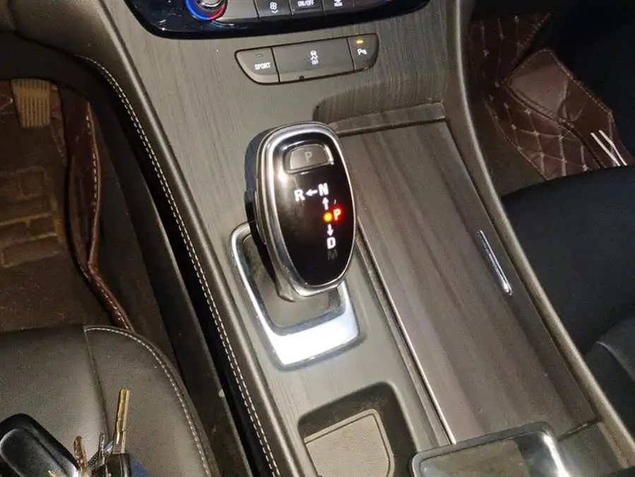 Buick LaCrosse 2020 652T Luxury