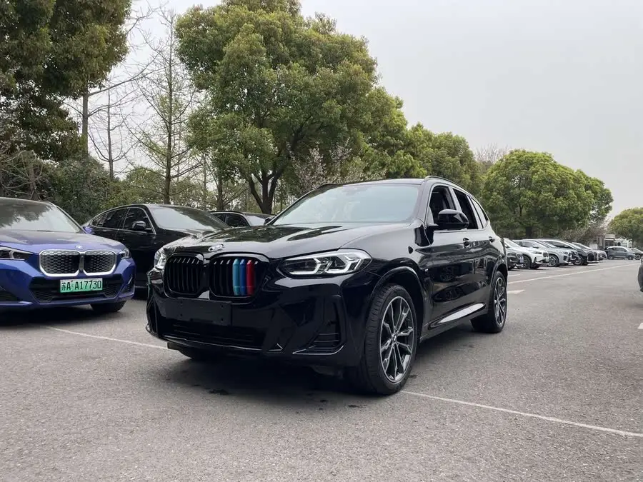 BMW X3 2022 xDrive30i Leading Model M Shadow Package