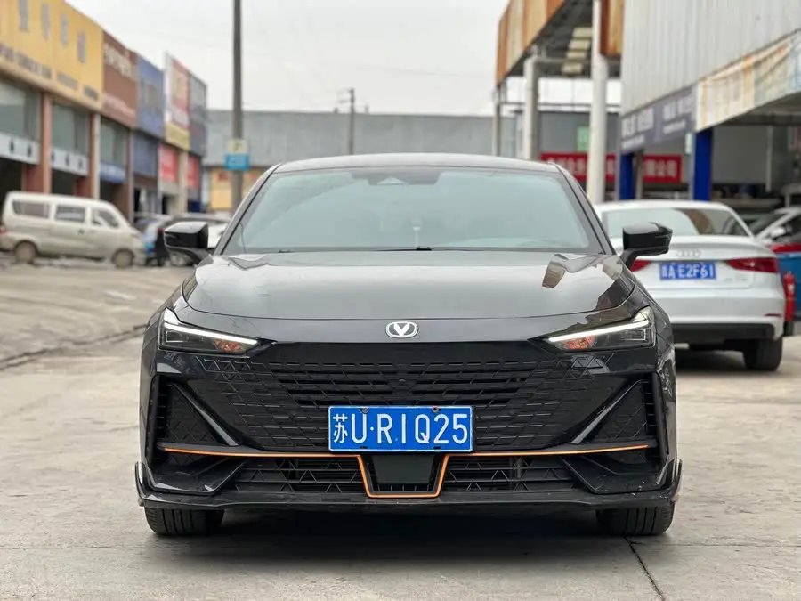 Changan UNI-V 2024 1.5T Premium Sport Model