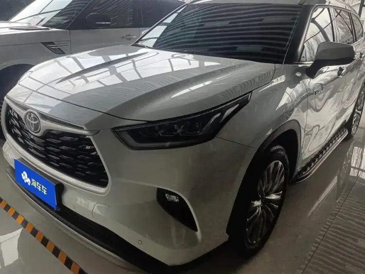 Highlander 2022 Hybrid 2.5L AWD Premium 7-Seater