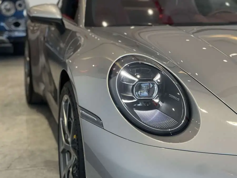 Porsche 911 2022 Carrera 4 3.0T