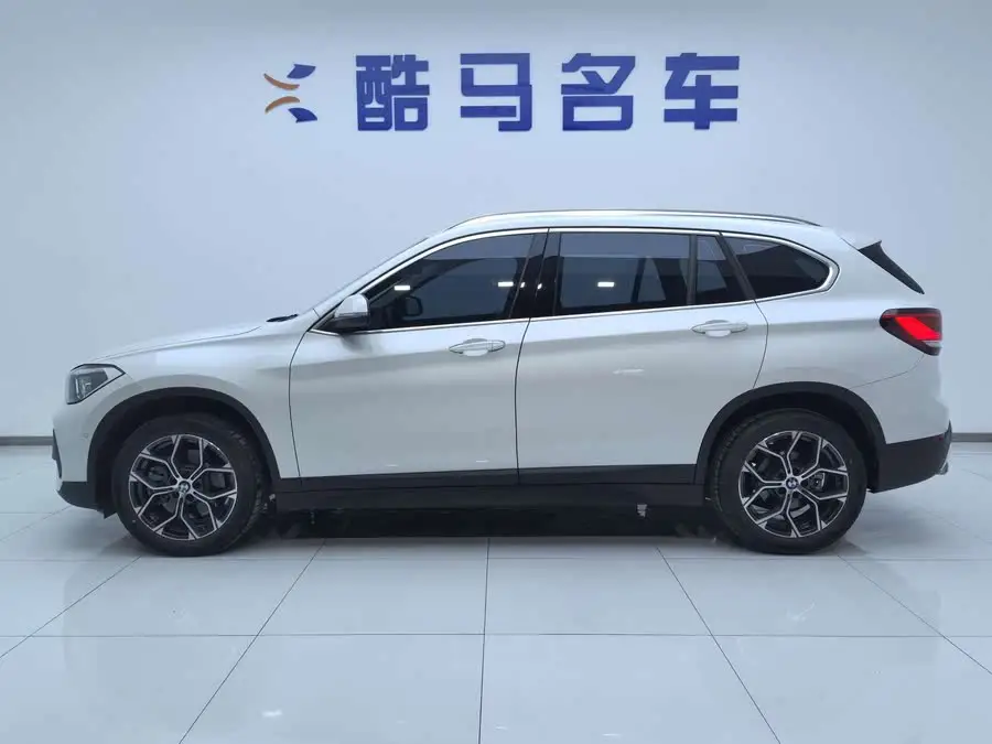 BMW X1 2020 sDrive25Li Leading Edition