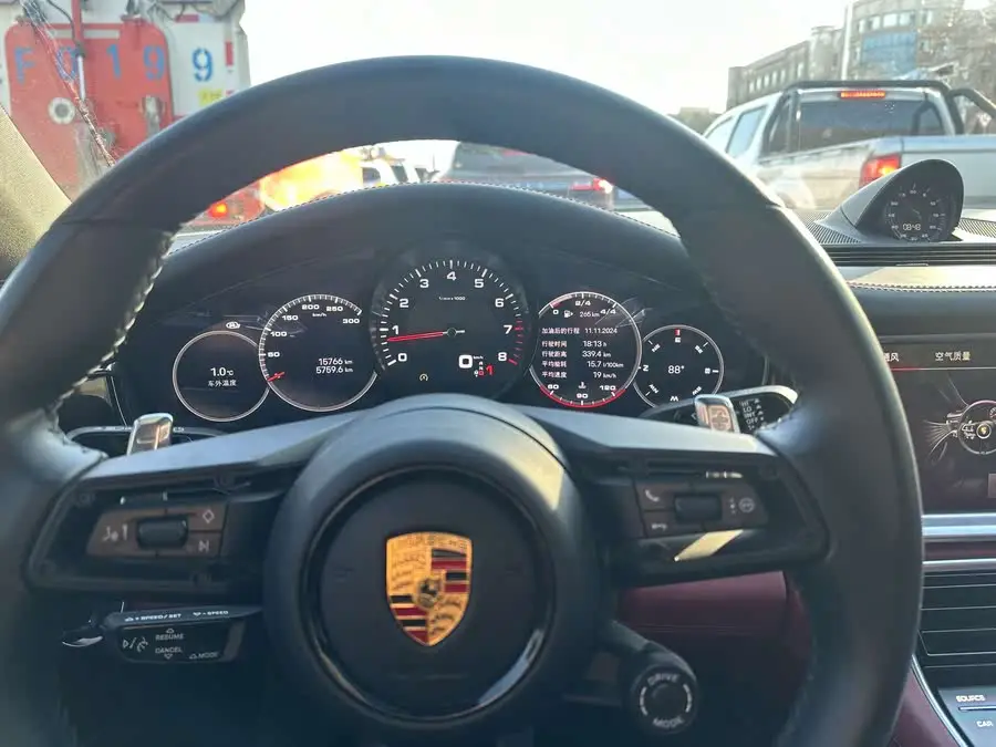 2023 Panamera Executive Platinum Edition 2.9T