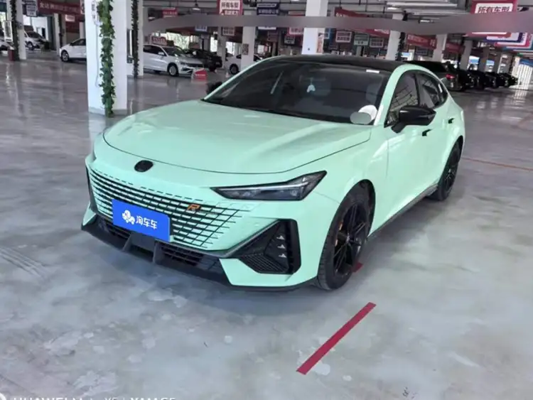 Changan UNI-V 2022 1.5T Prestige